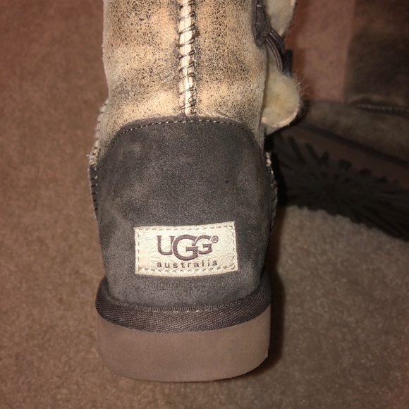 Ugg Bailey Button - Picture 4 of 5